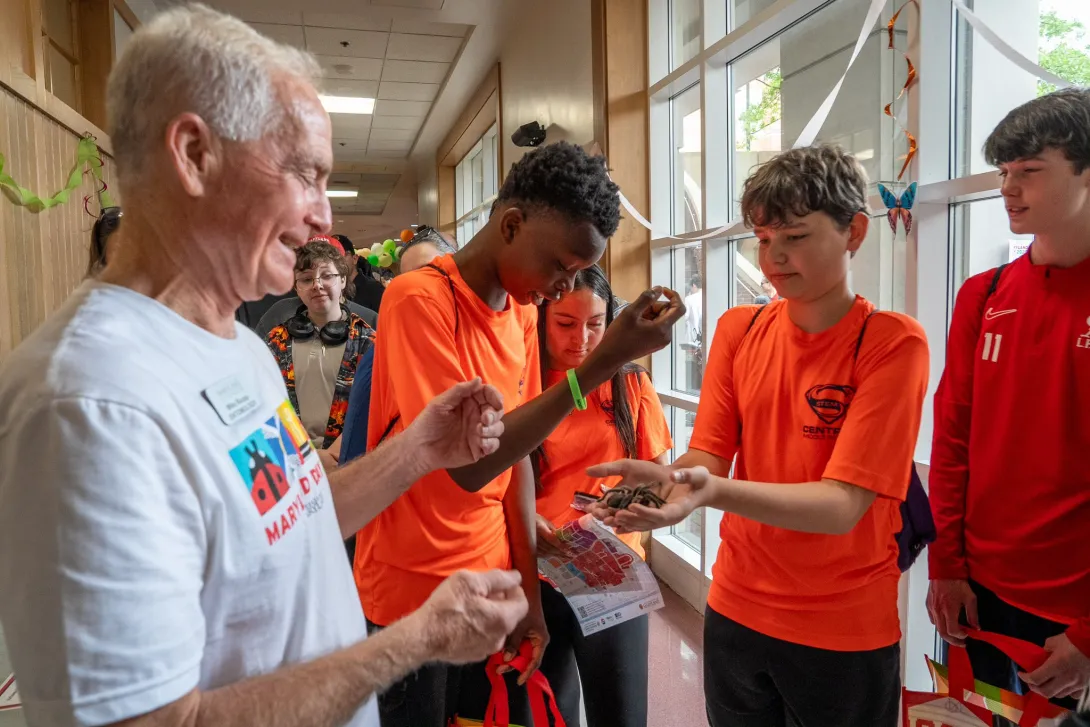 Maryland Day Mike Raupp with visitors
